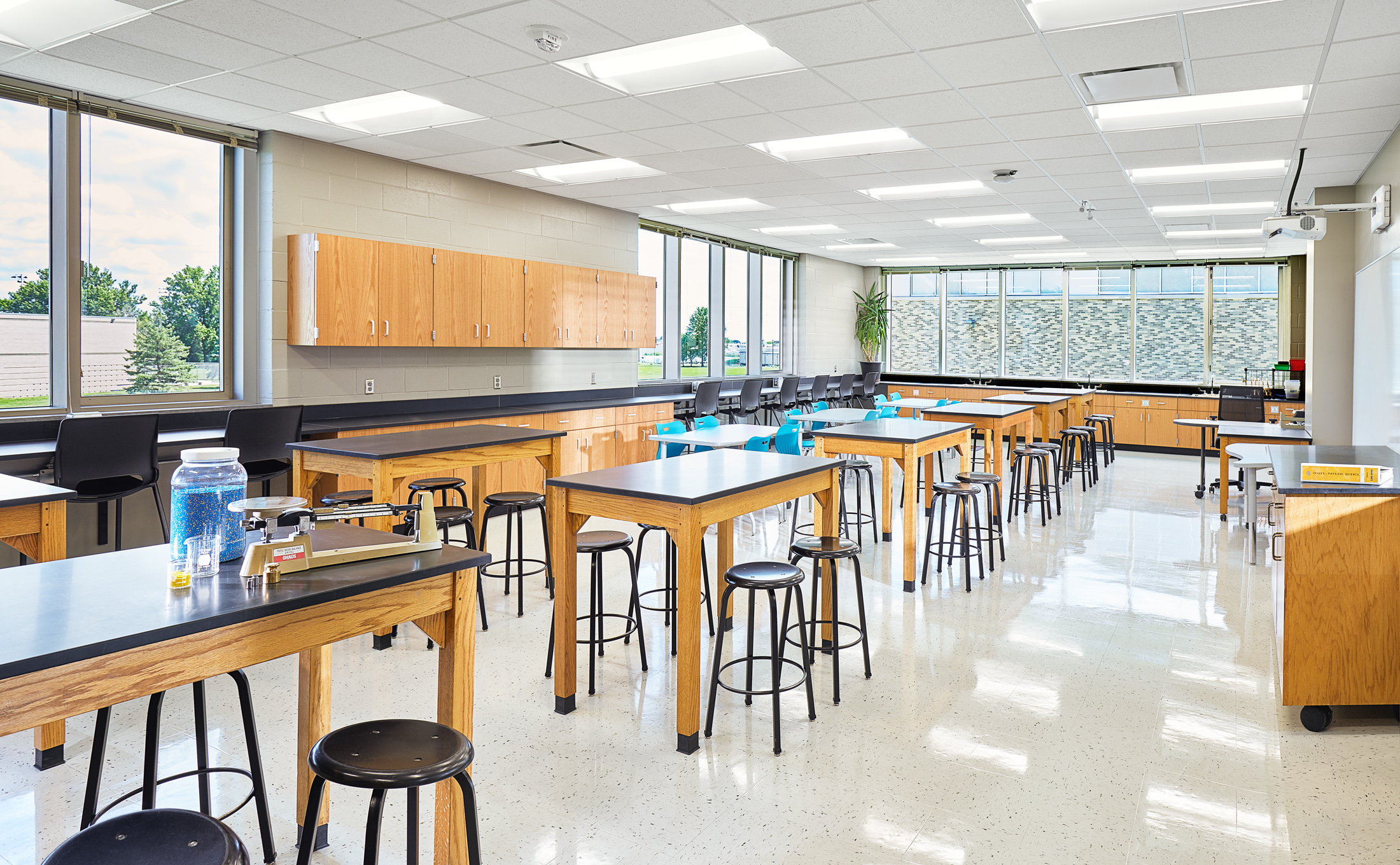 SE Junior High Science Lab