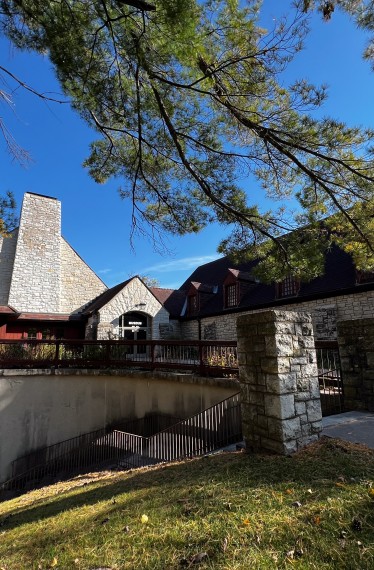 Black Hawk Lodge exterior photograph