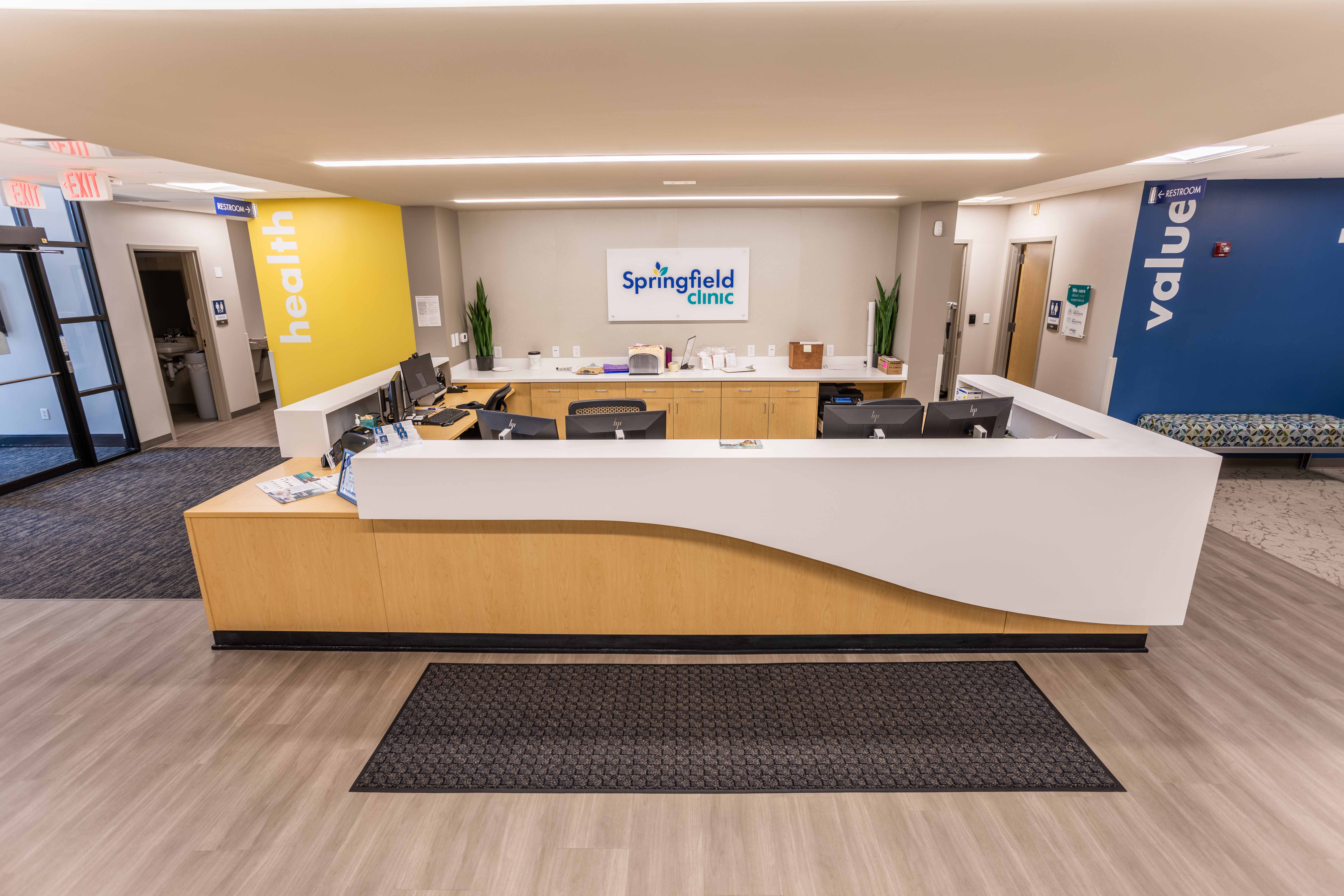 Farnsworth_SpringfieldClinic-41