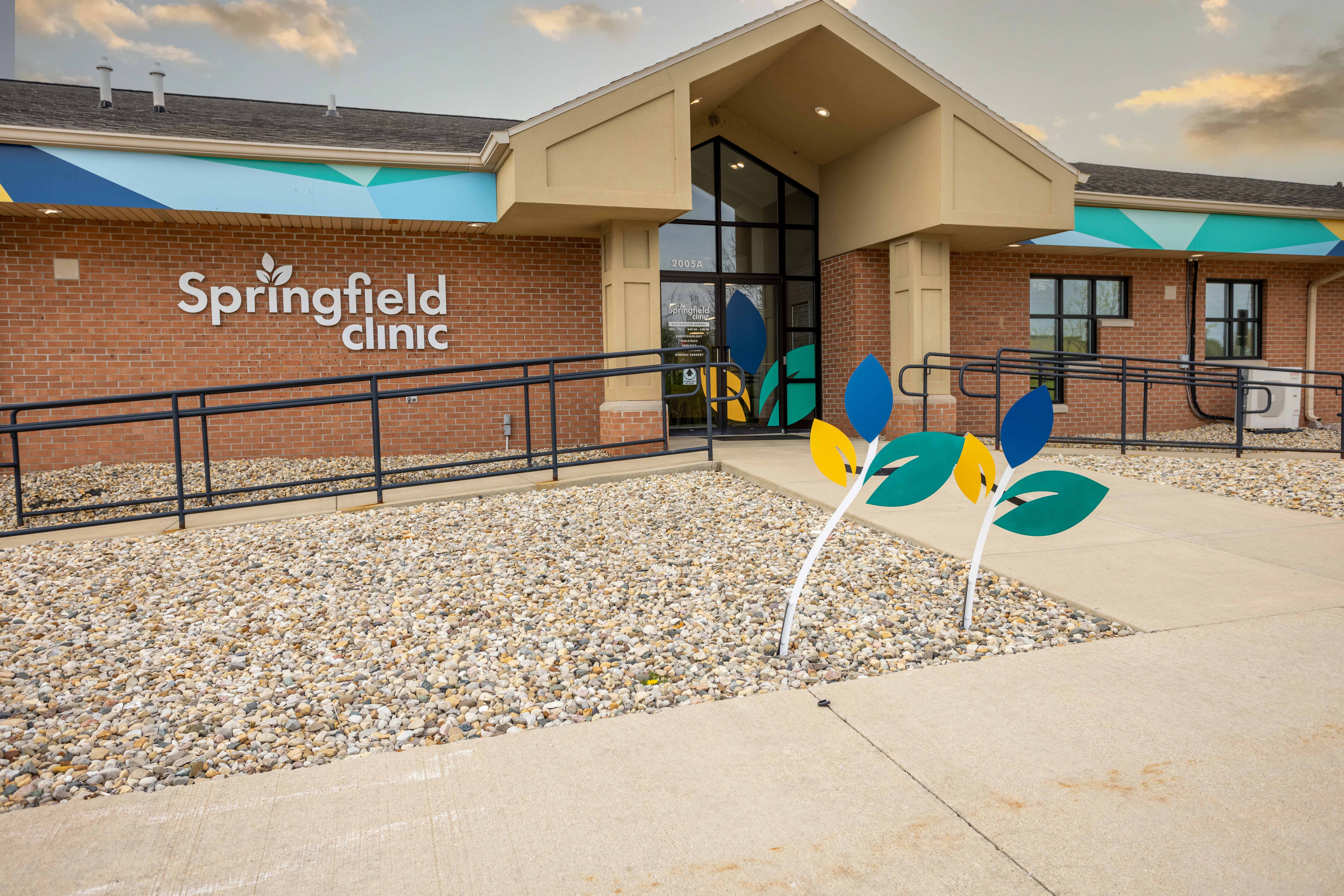 Farnsworth_SpringfieldClinic-50b