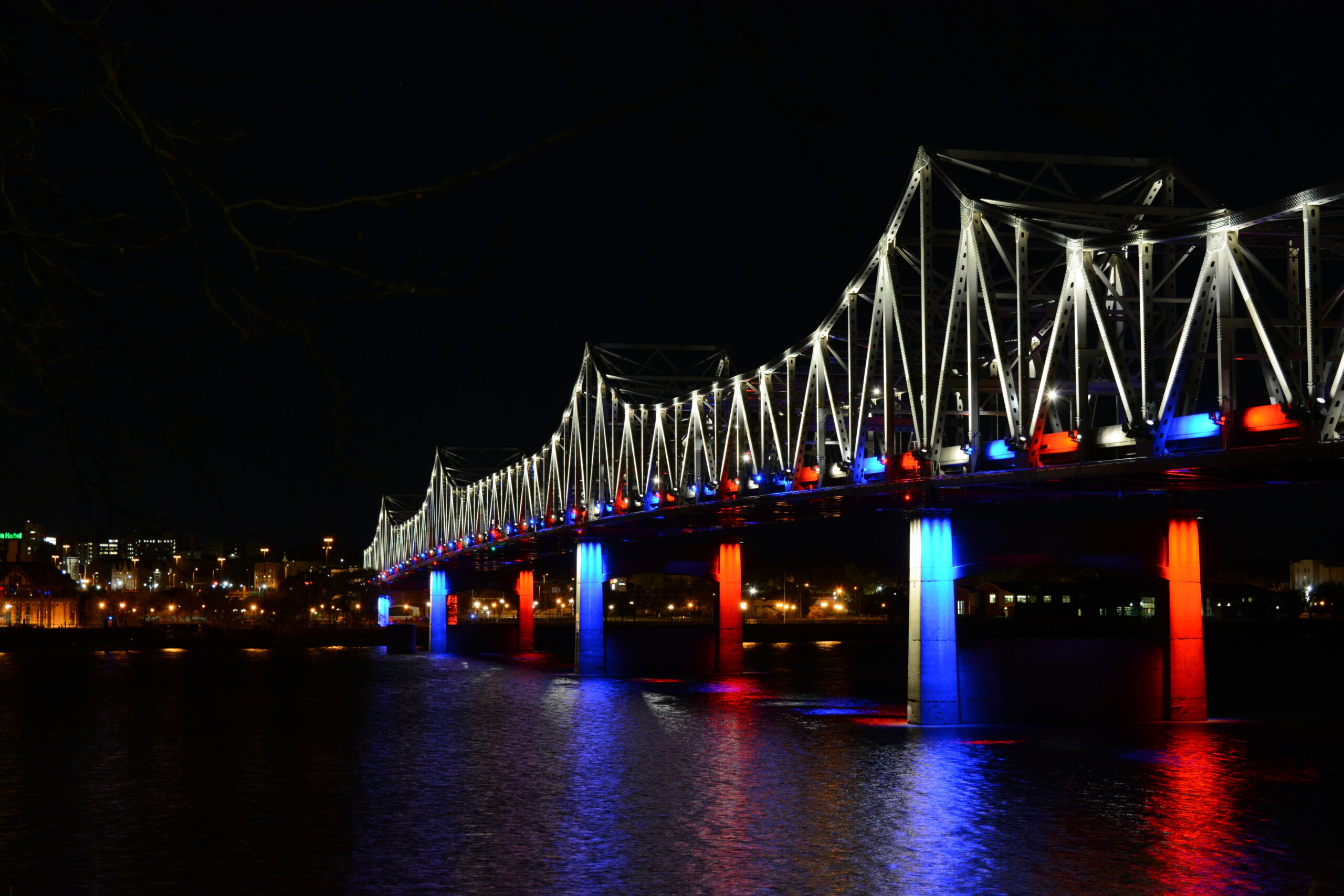 502 Spotlights New Exterior Decorative Lighting for Murray Baker Bridge