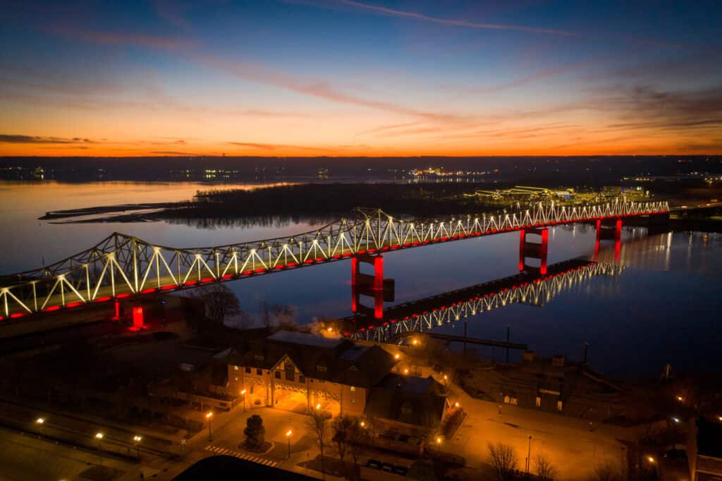 New Lights Highlight Iconic Bridge Superstructure slide
